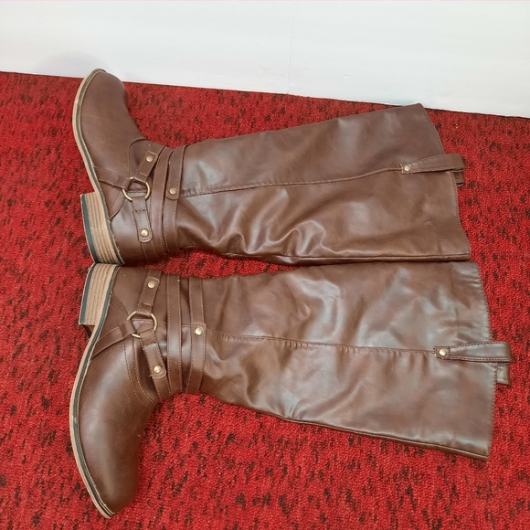 Journee Collection Women's Brown Studded Ankle Strap Tall Riding Boots Size 9 - Picture 7 of 11